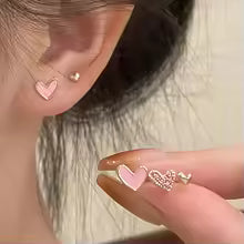 Paire de boucles d’oreilles en forme de cœur